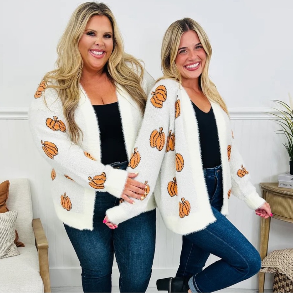 NEW MOCO boutique 	
Falling For Pumpkins Cardigan